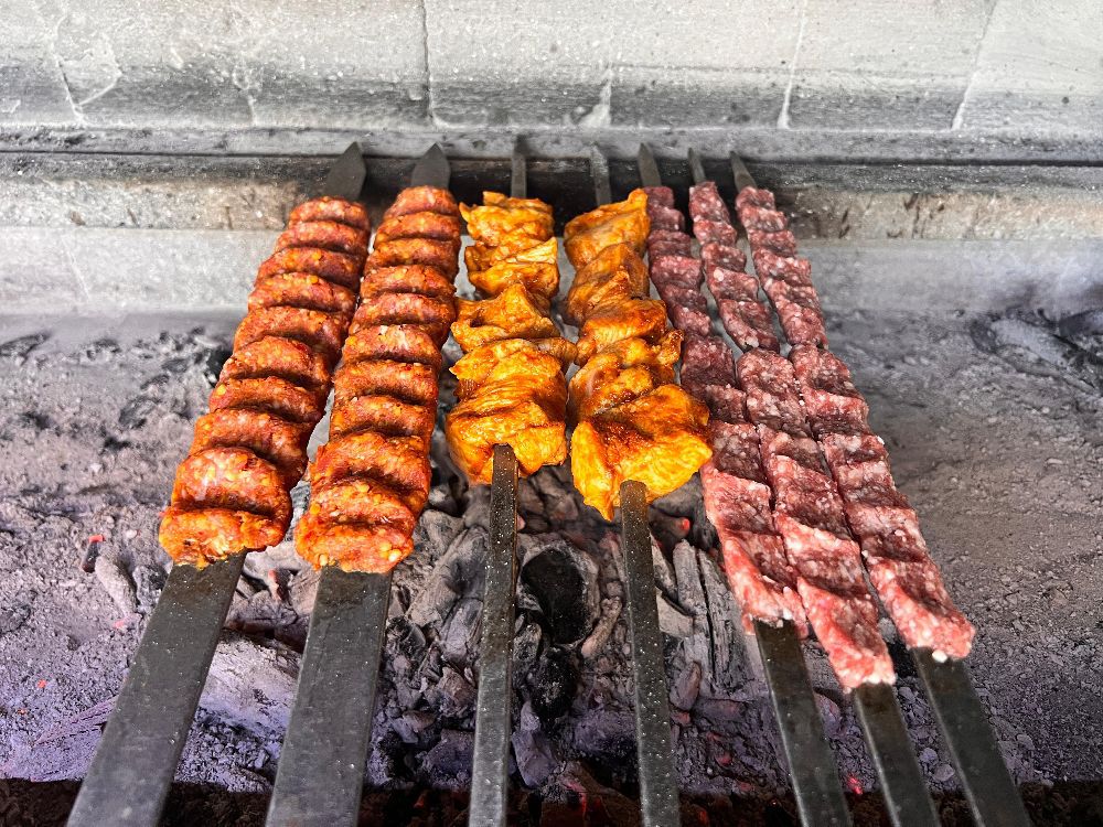 Bucak Ünaylar Kebap Salonu
