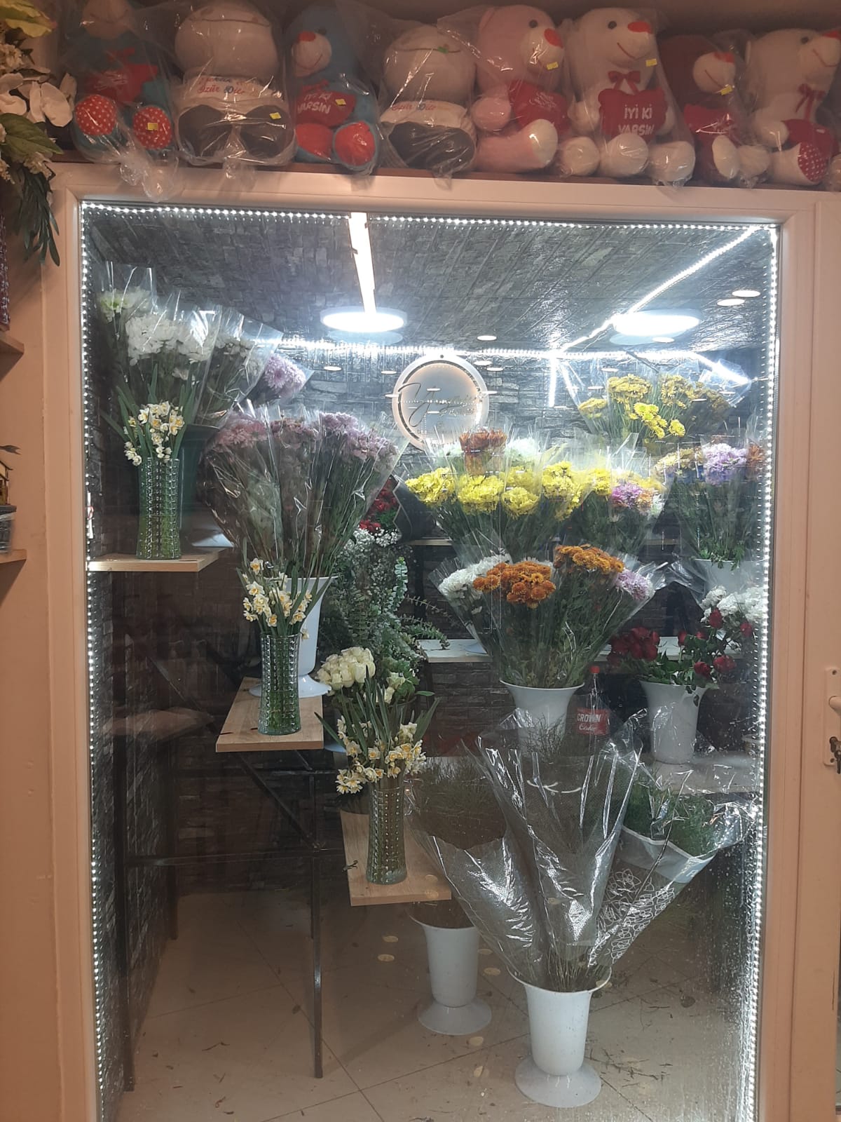 Burdur Çiçekçi - Yağmur Çiçekçilik