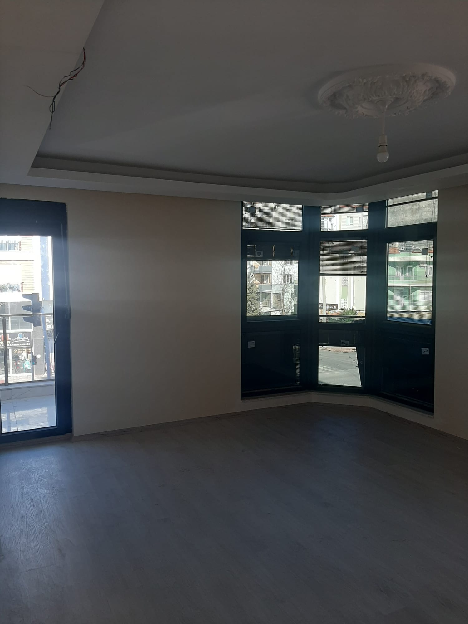 Bucak Emlak-İnşaat Öztoros Emlak-İnşaat-Otomotiv-Rent a Car